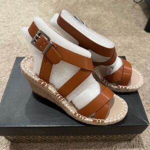 “New” Charlies Black and Gold Geometric Shoe Box